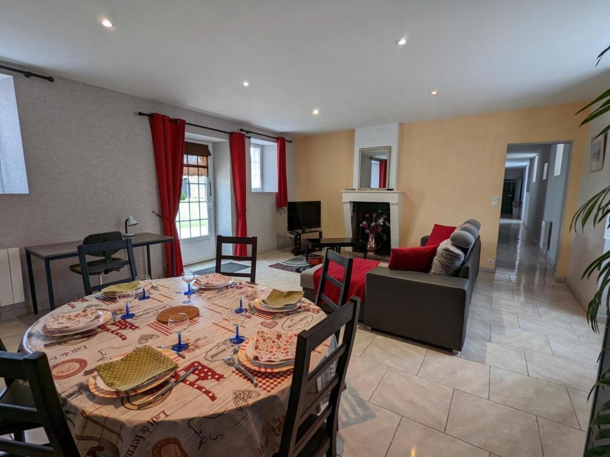Gîte Cherves-Richemont, 4 pièces, 6 personnes - FR-1-653-167 Extérieur photo