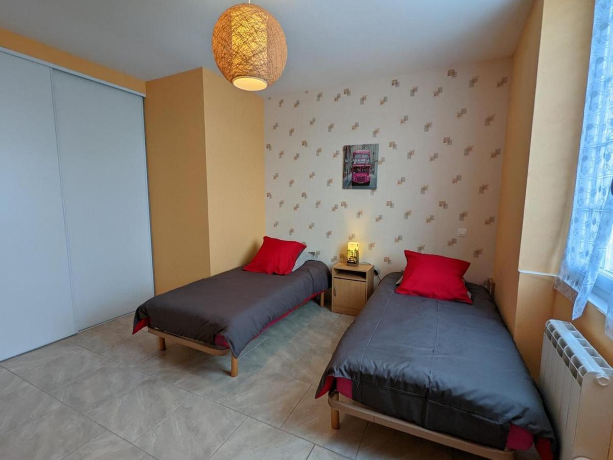 Gîte Cherves-Richemont, 4 pièces, 6 personnes - FR-1-653-167 Extérieur photo